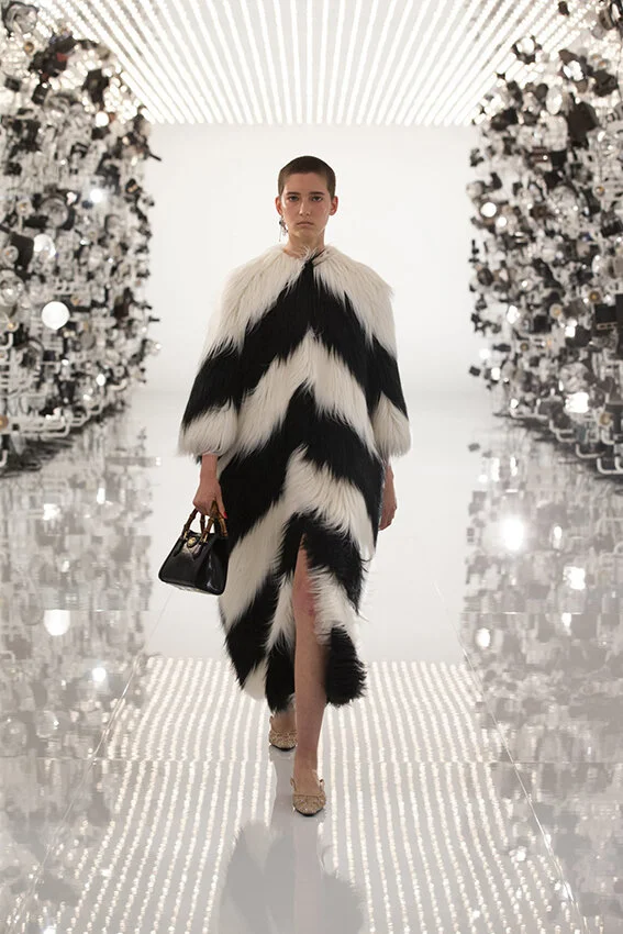 Gucci-fall-2021-aria-fashion-show-the-impression-038-scaled.jpg
