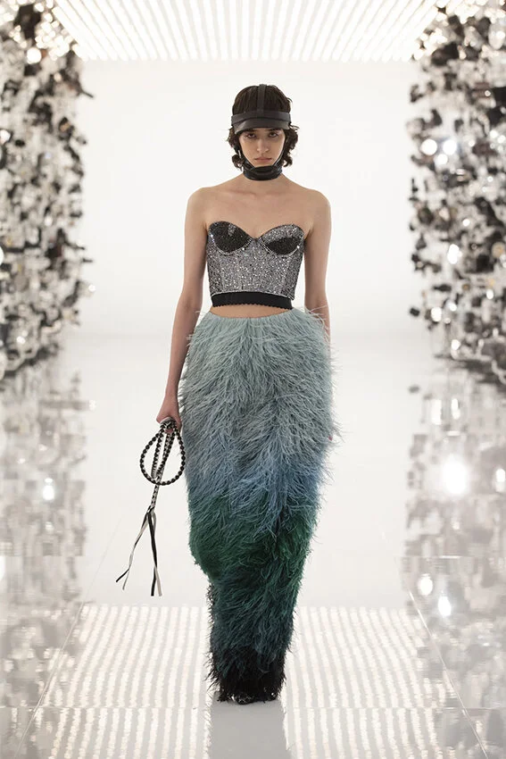 Gucci-fall-2021-aria-fashion-show-the-impression-042-scaled.jpg