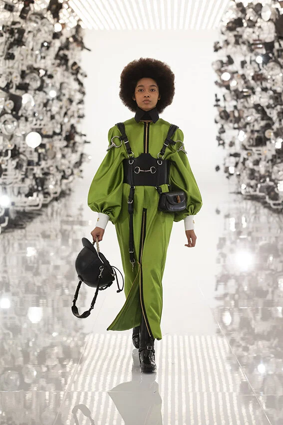 Gucci-fall-2021-aria-fashion-show-the-impression-047-scaled.jpg