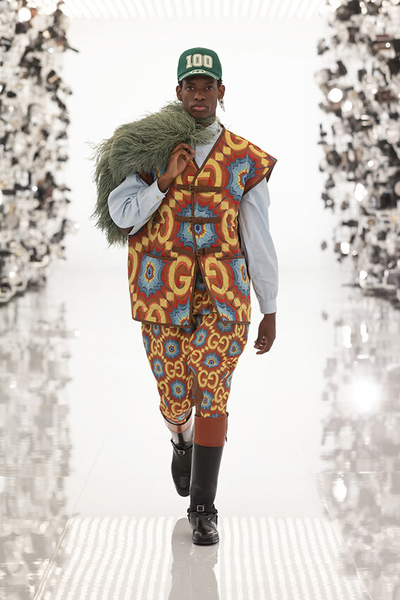 Gucci-fall-2021-aria-fashion-show-the-impression-053-scaled.jpg