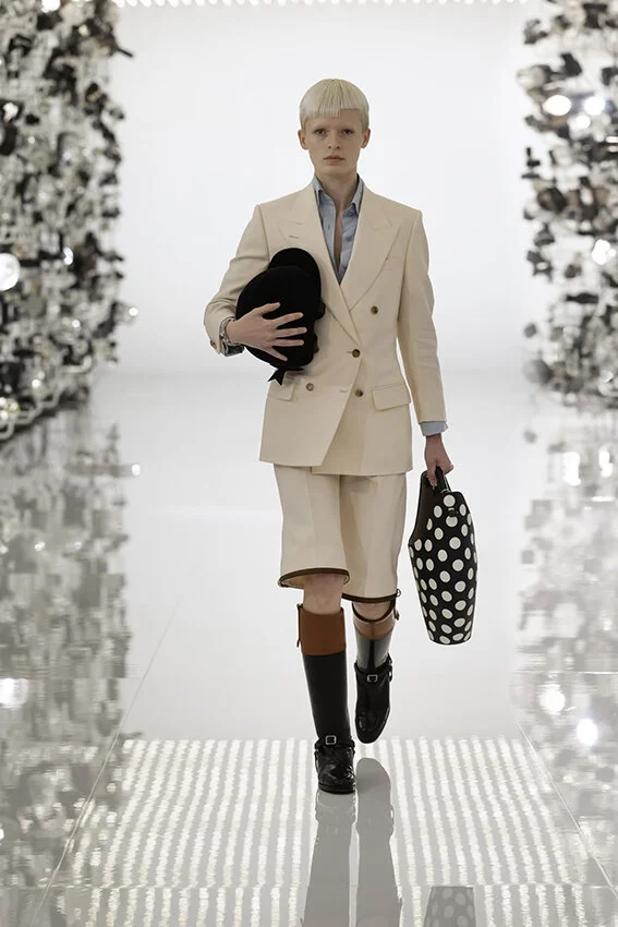 Gucci-fall-2021-aria-fashion-show-the-impression-056-scaled.jpg