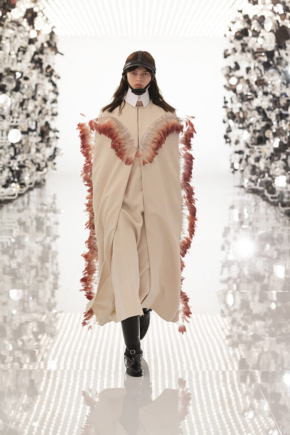 Gucci-fall-2021-aria-fashion-show-the-impression-059-scaled.jpg