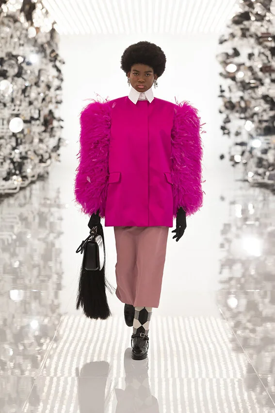 Gucci-fall-2021-aria-fashion-show-the-impression-076-scaled.jpg