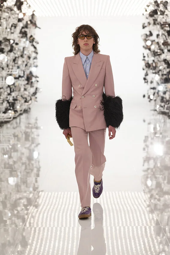 Gucci-fall-2021-aria-fashion-show-the-impression-078-scaled.jpg