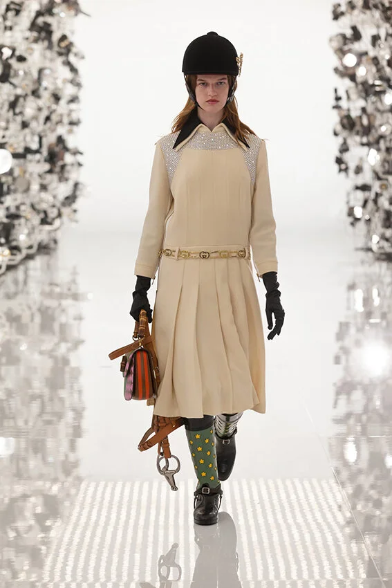 Gucci-fall-2021-aria-fashion-show-the-impression-087-scaled.jpg