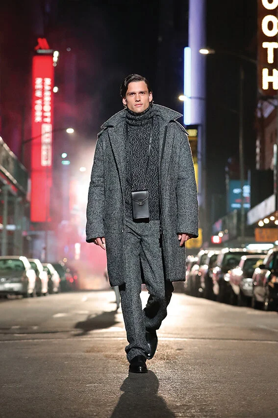 00039-Michal-Kors-Collection-Fall-21.jpeg
