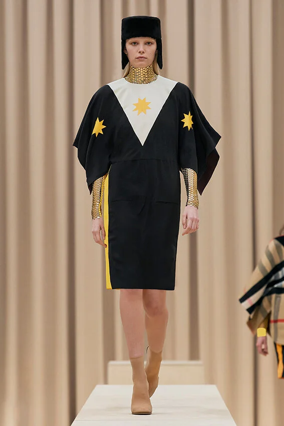 00035-Burberry-Fall-21.jpeg