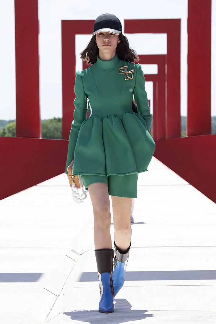 Louis Vuitton-resort-22-05.jpg