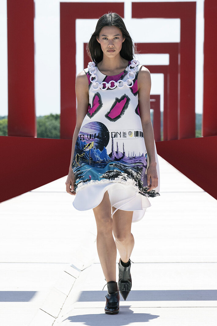Louis Vuitton-resort-22-08.jpg
