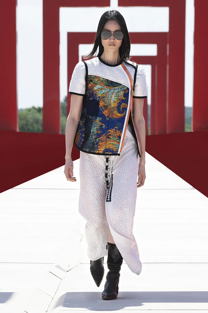 Louis Vuitton-resort-22-20.jpg