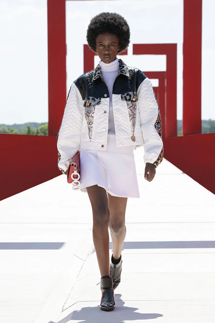 Louis Vuitton-resort-22-23.jpg