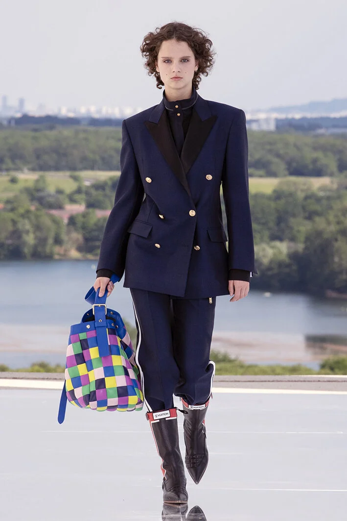 Louis Vuitton-resort-22-32.jpg