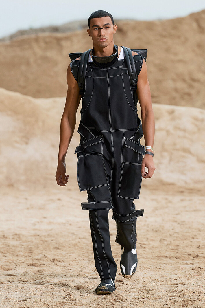 00009-Burberry-Menswear-Spring-22-credit-brand.jpeg