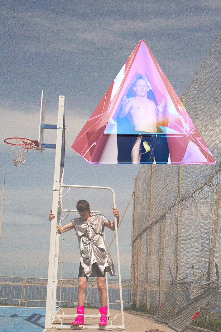 00001-Loewe- Menswear-Spring-22-credit-David-Sims.jpeg