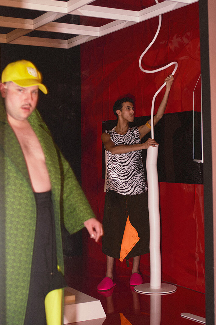 00031-Loewe- Menswear-Spring-22-credit-David-Sims.jpeg