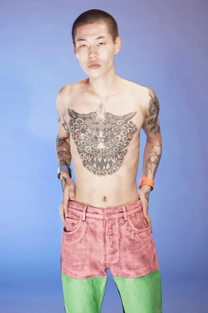 00037-Loewe- Menswear-Spring-22-credit-David-Sims.jpeg