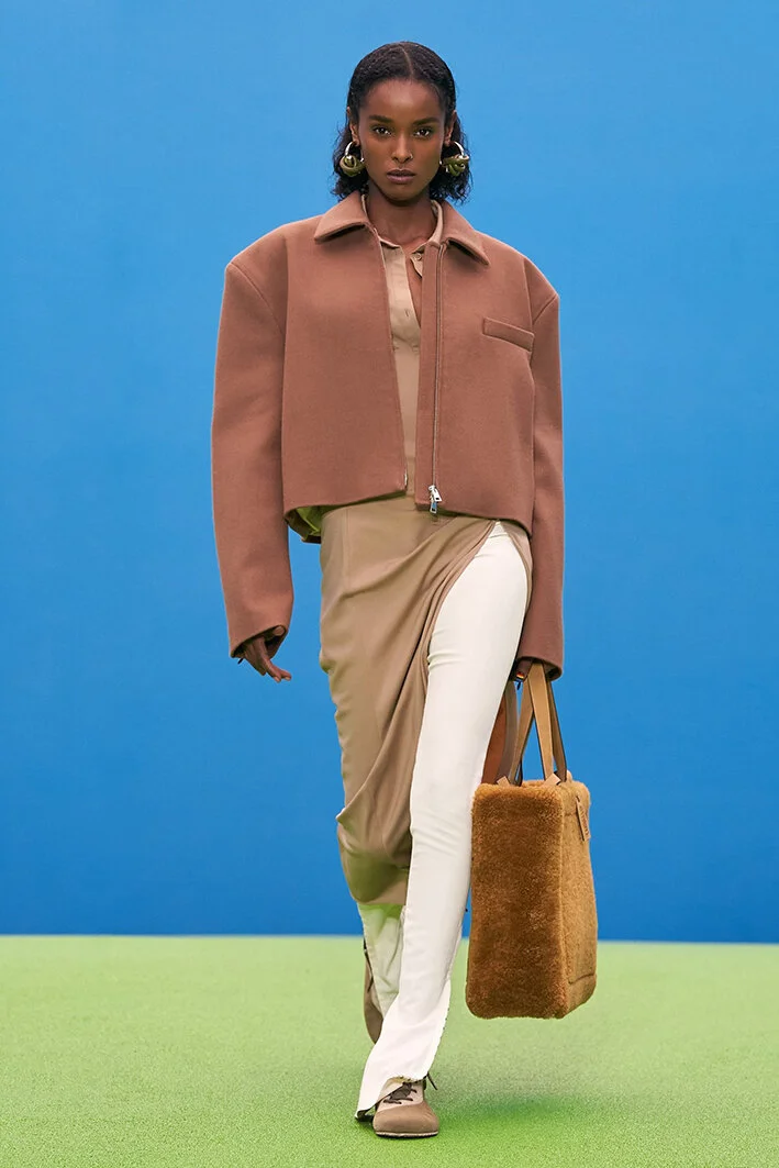 Jacquemus-fall-21-08.jpg