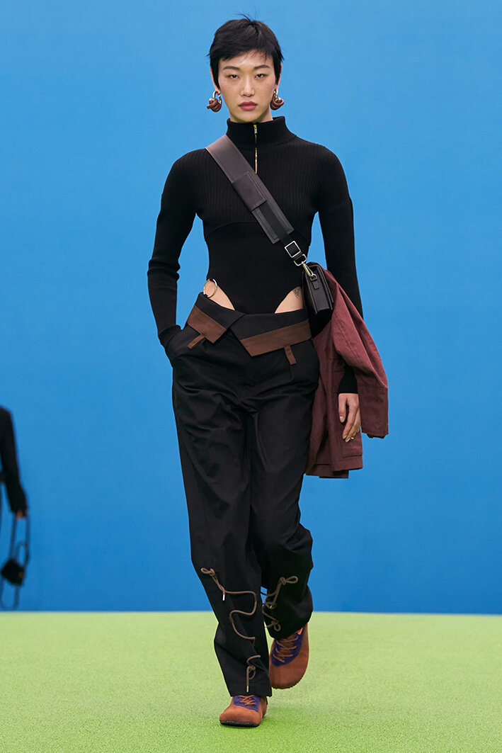 Jacquemus-fall-21-25.jpg