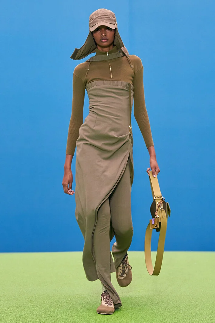 Jacquemus-fall-21-33.jpg