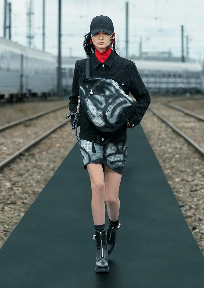 GIVENCHY_SPRING_22_08.jpg