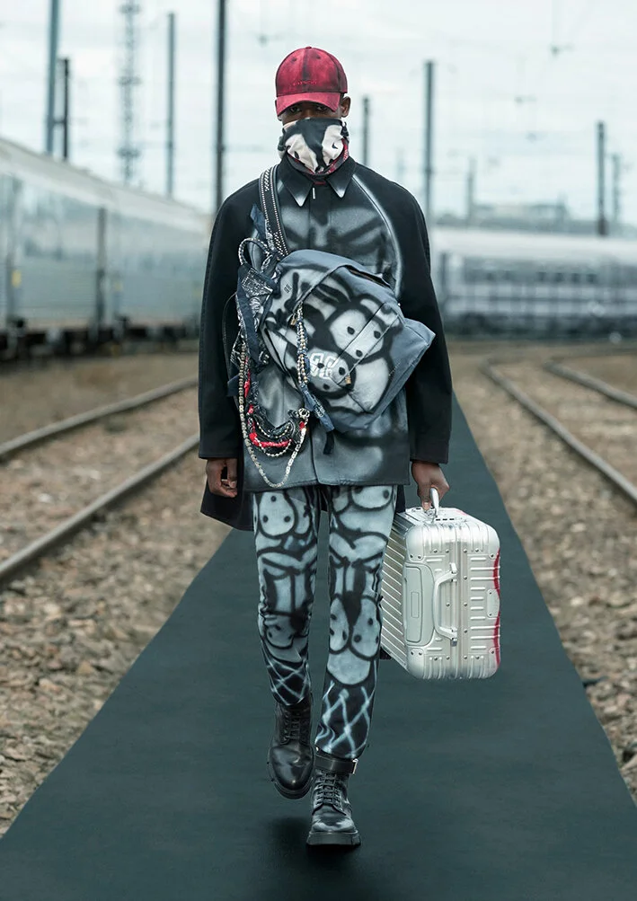 GIVENCHY_SPRING_22_09.jpg