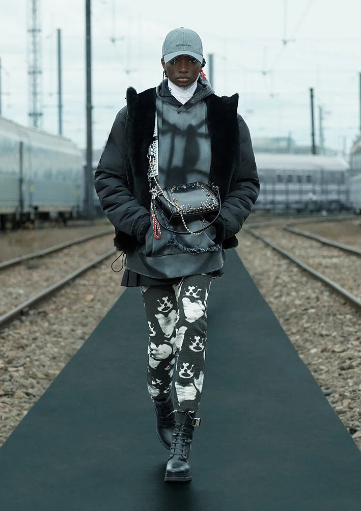 GIVENCHY_SPRING_22_10.jpg