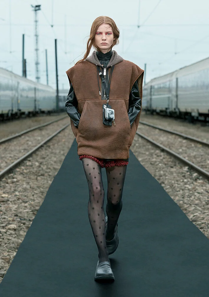 GIVENCHY_SPRING_22_25.jpg