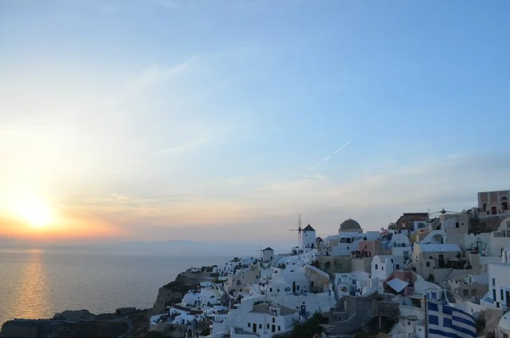Yep - wouldn't mind enjoying these Oia sunsets again.