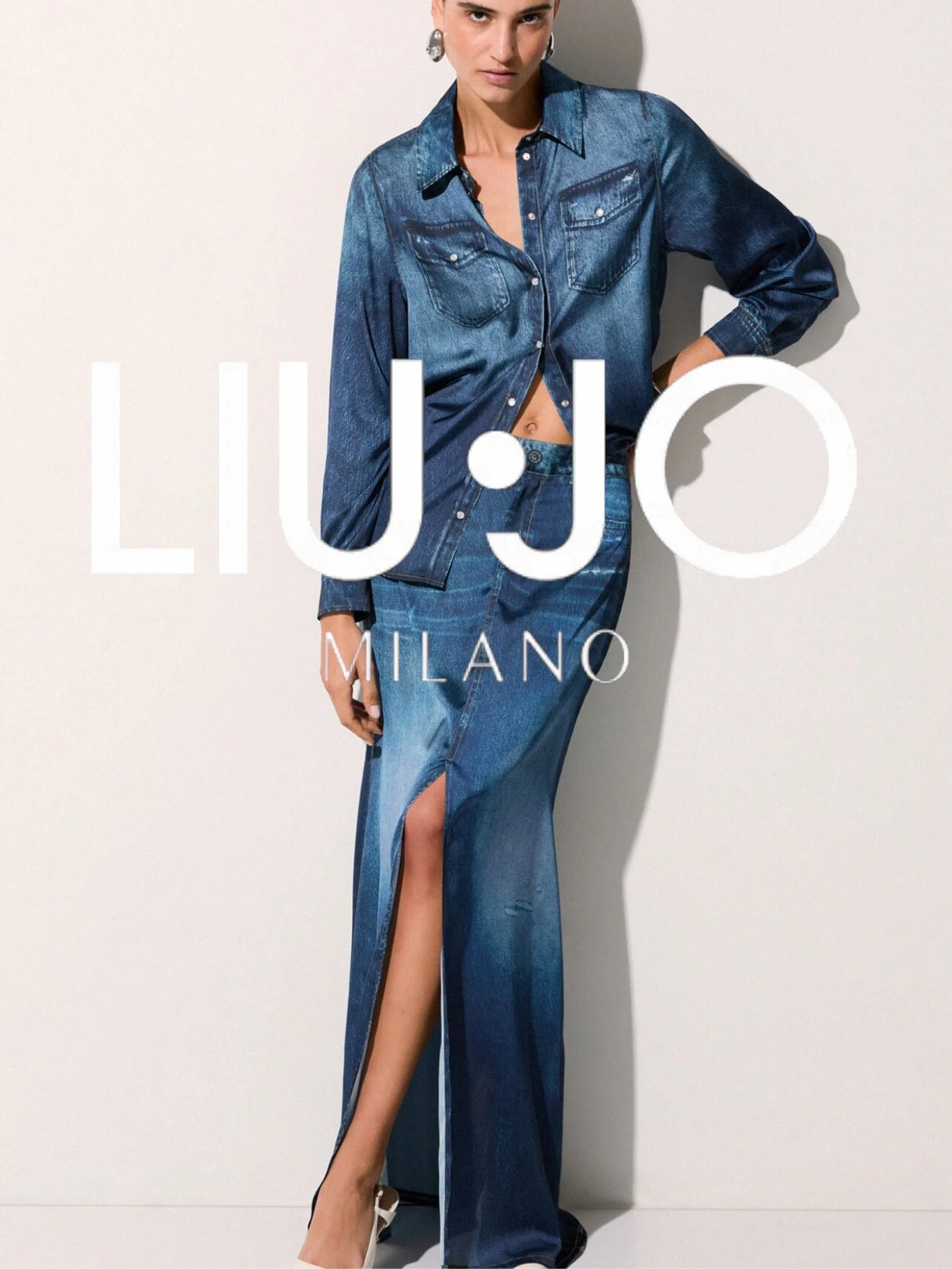 ❤️Новая поставка LIU&bull;JO специально к 8 марта мы успели получить новую коллекцию вашего любимого гламурного бренда из Италии! 

Очень много футболок, платьев, костюмов в стиле спорт/шик и многое другое! Всё уже в зале, приглашаем примерить с 10 д