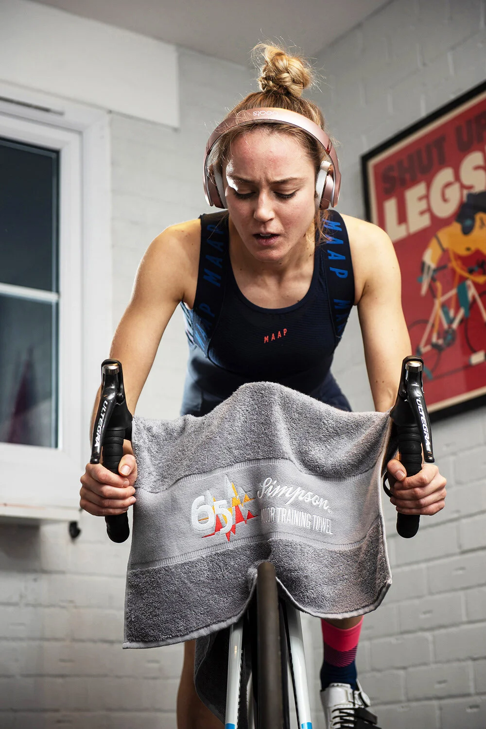 grey_towel_action_small.jpg