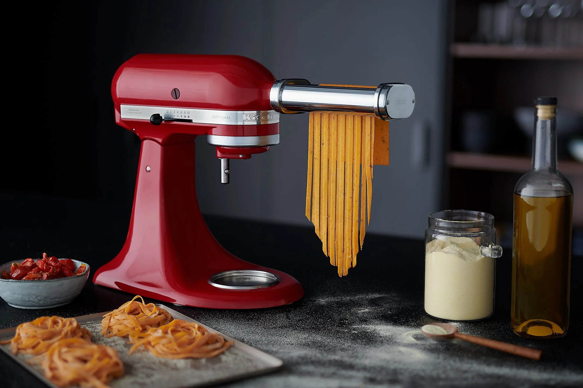 649aa212d940fbd4c3951903_KA_StandMixerPasta_MainHOOFDBEELD 2.jpg