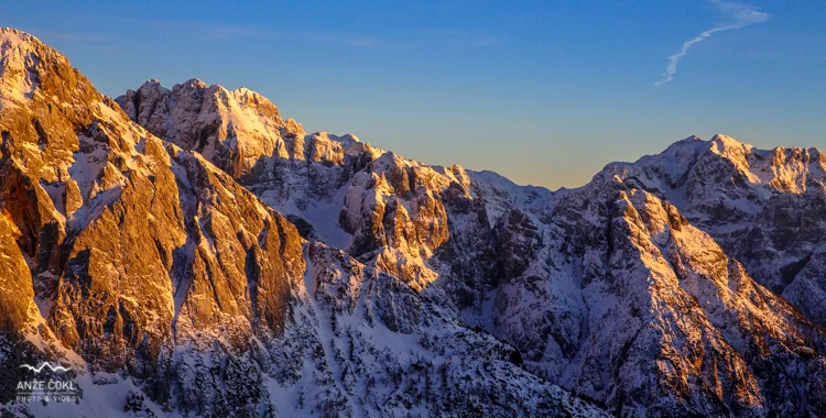 Spanje na vrhovih slovenskih gora