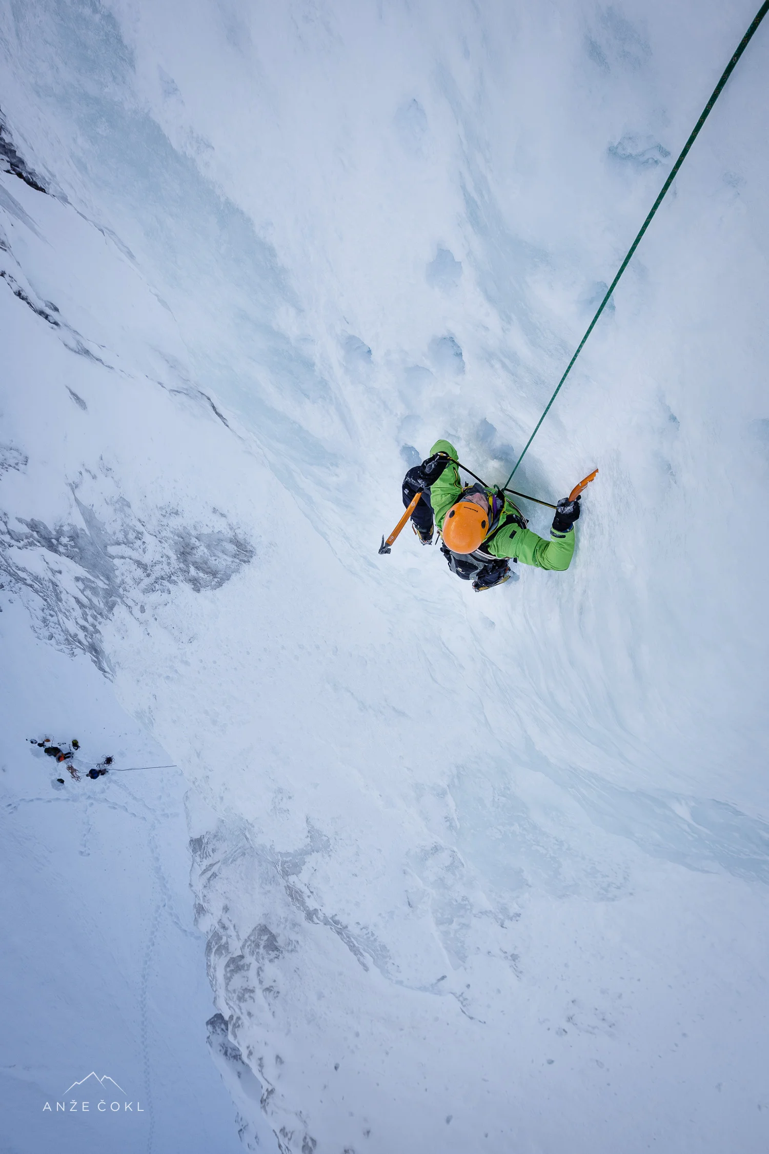 Ledinski slap (II/WI5, 140 m), Jezersko