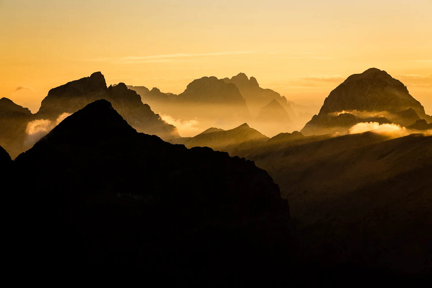 The Julian Alps on fire! A faboulous sunset paints the silhouttes of three giants!