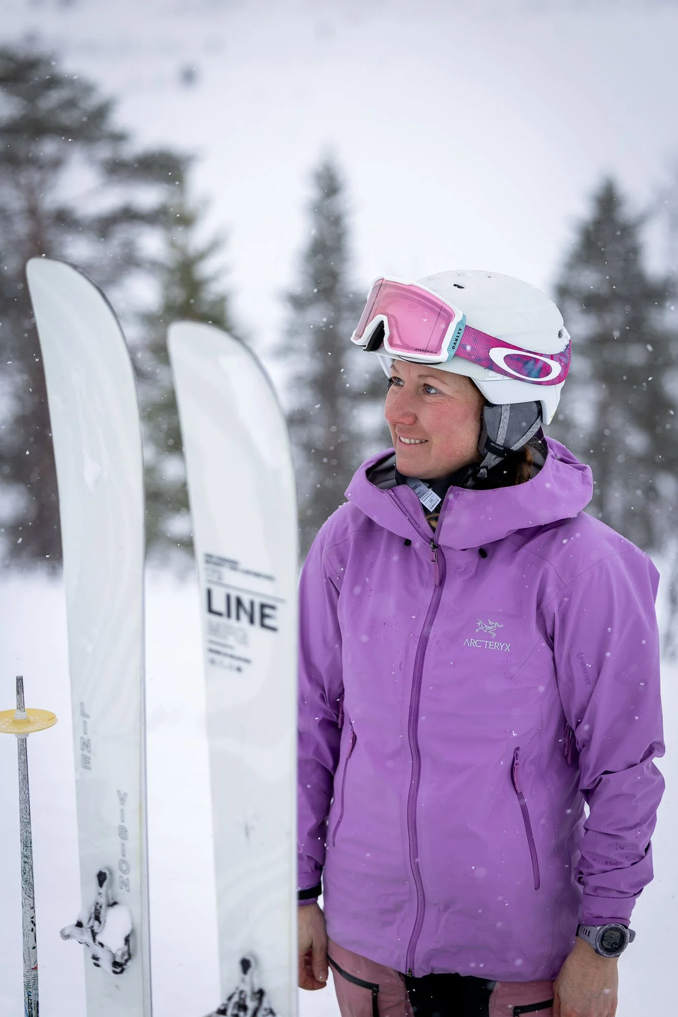 ženska oblačila za turno smučanje