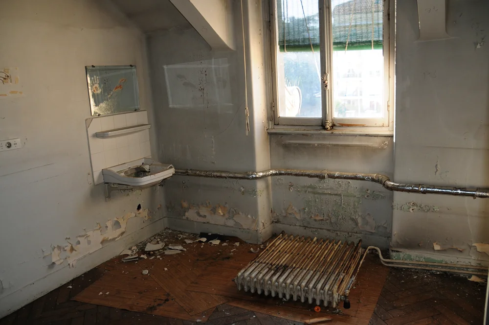 Hopital Debrousse-9.JPG