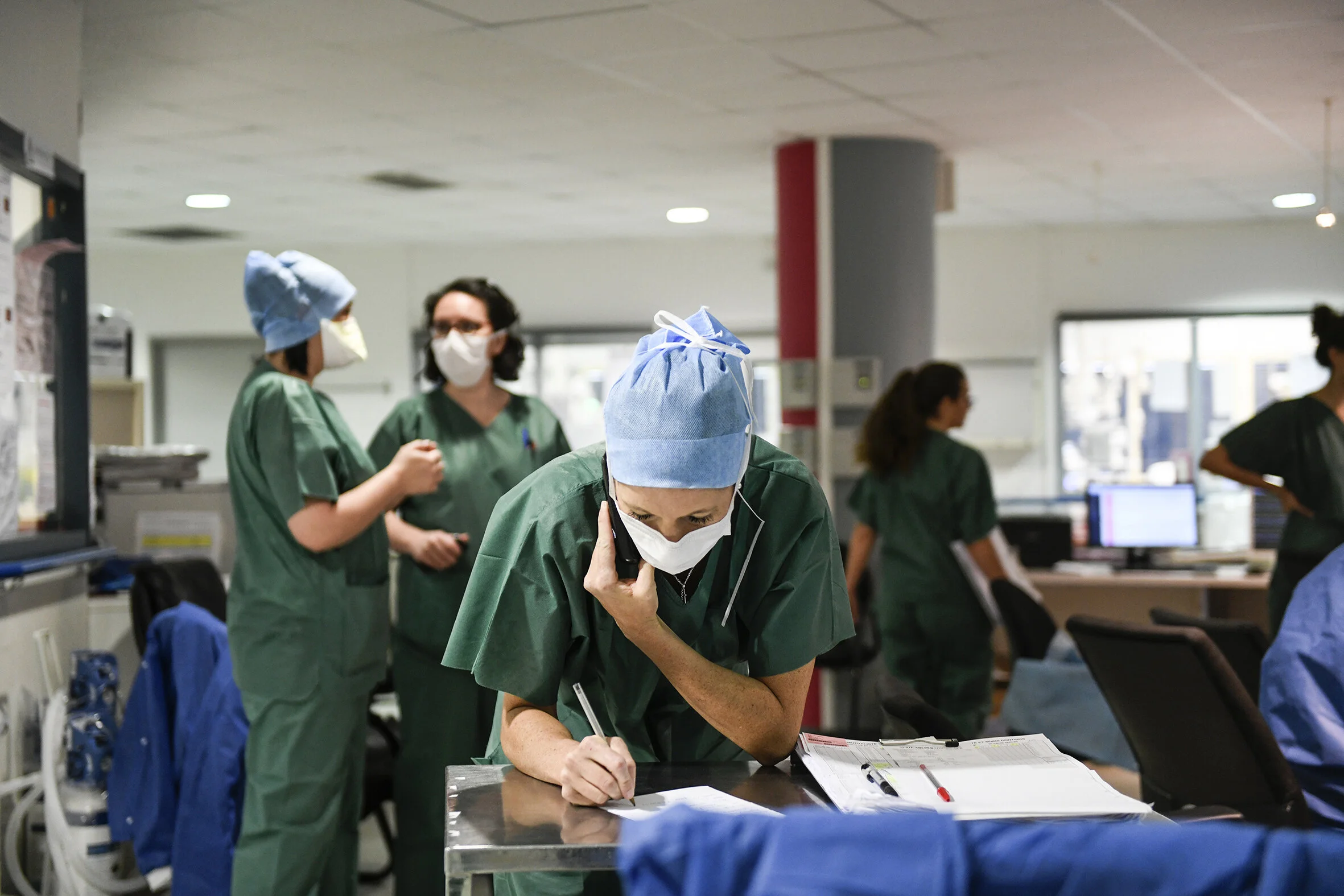 christophe Pouget - covid19 - reportage photo -réanimation 8.jpg