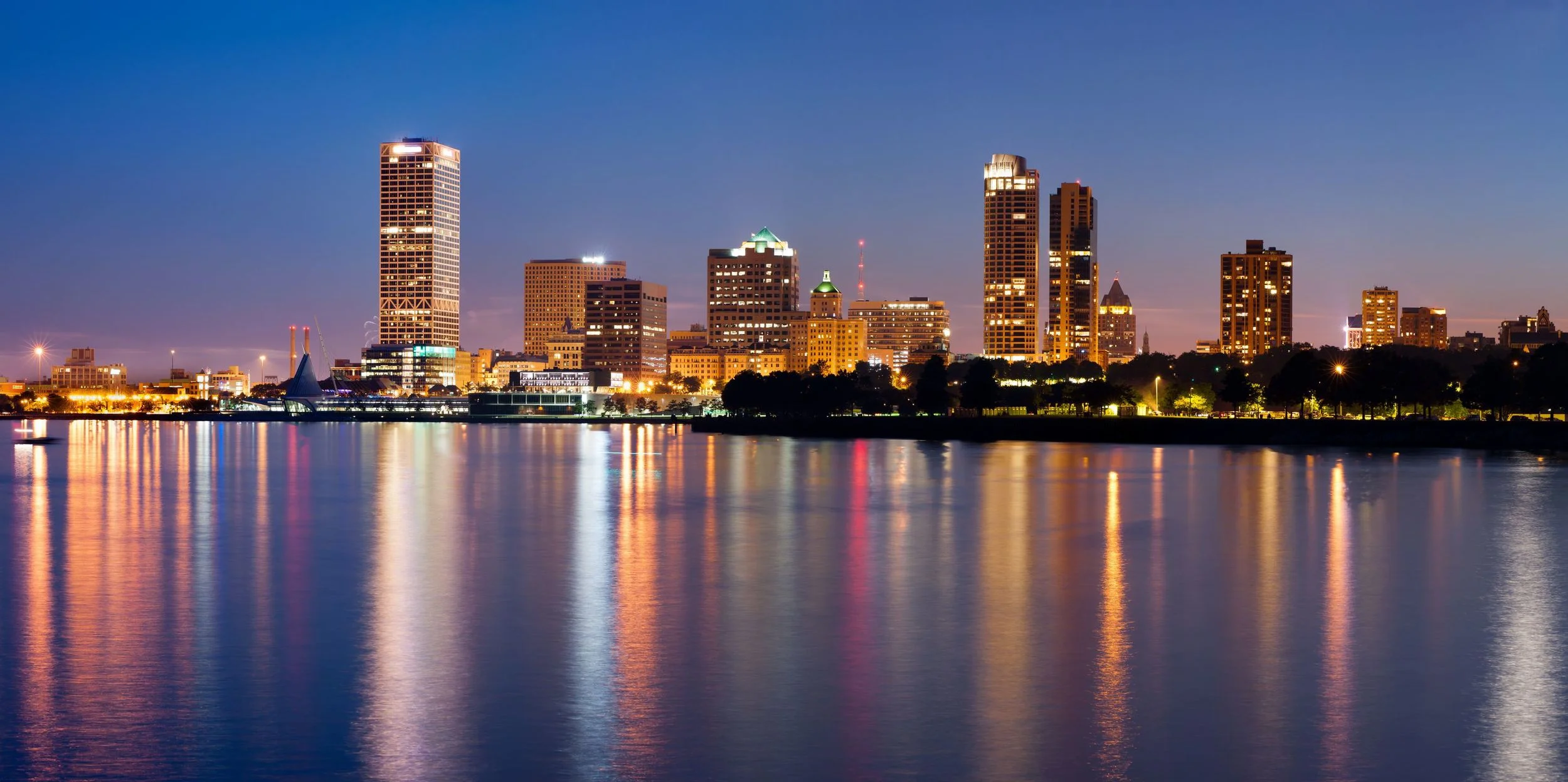 Milwaukee-skyline.jpg