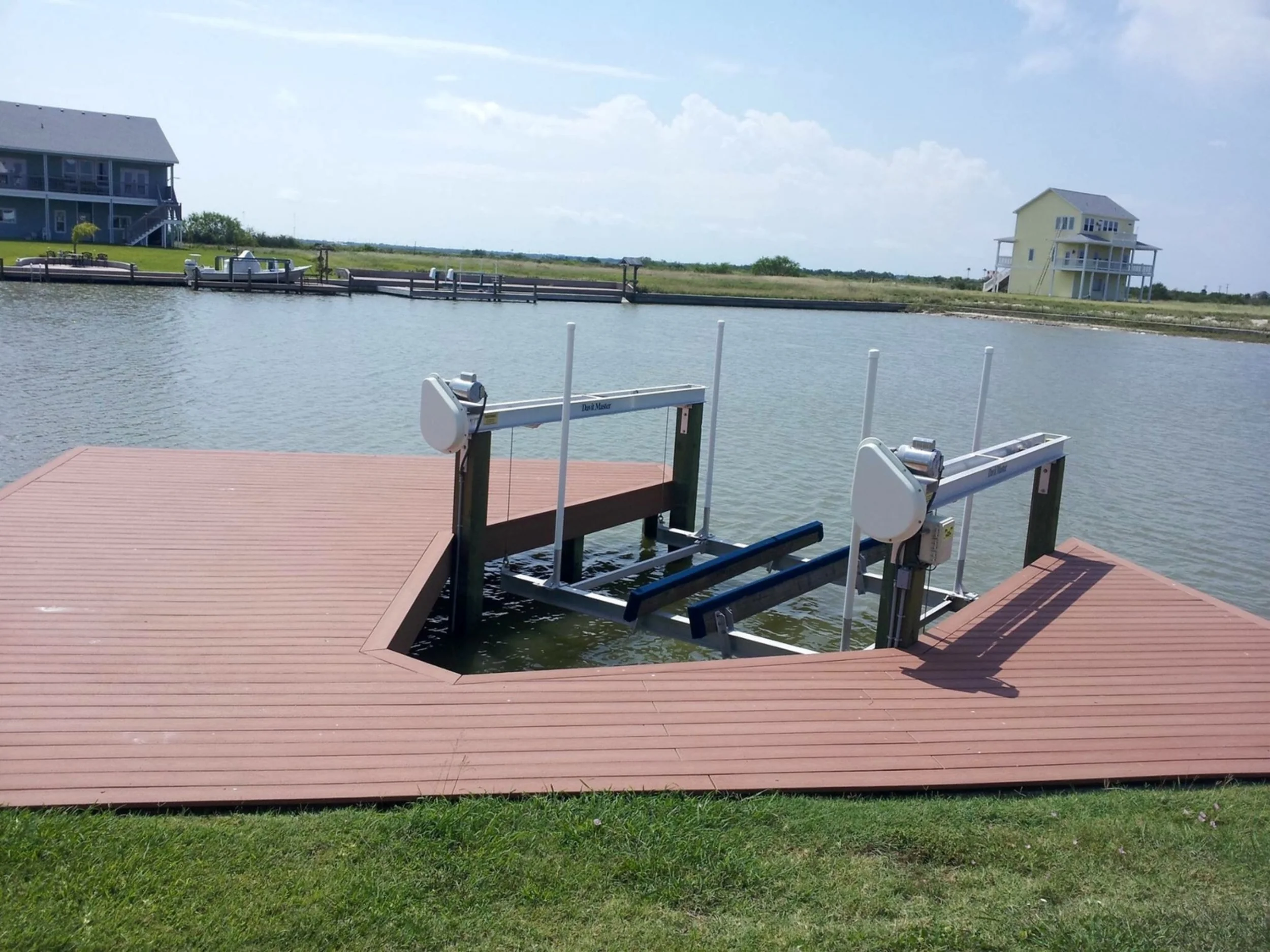Evergrain Dock with Boat Lift