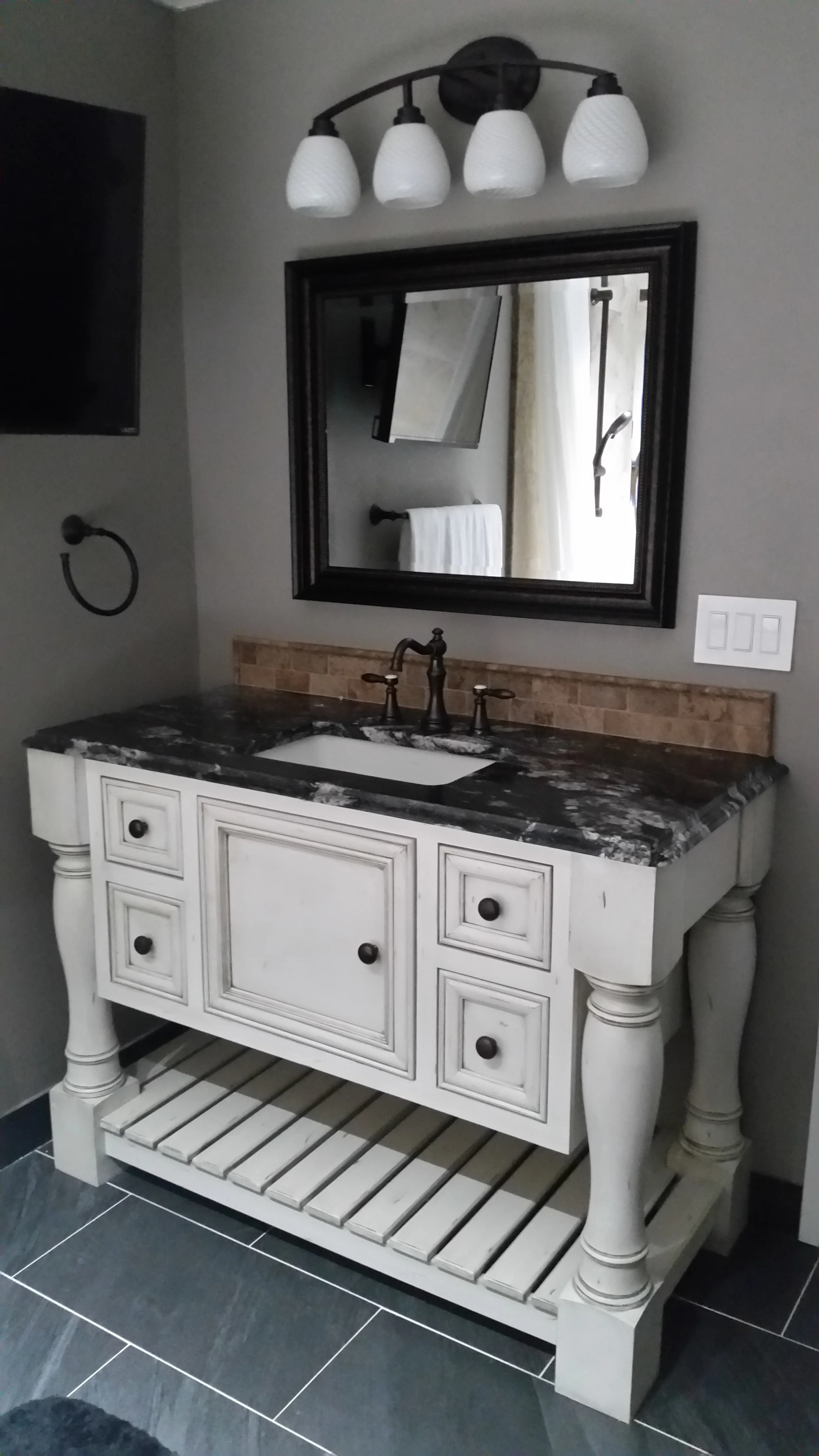 Bathroom Vanity in Rockport