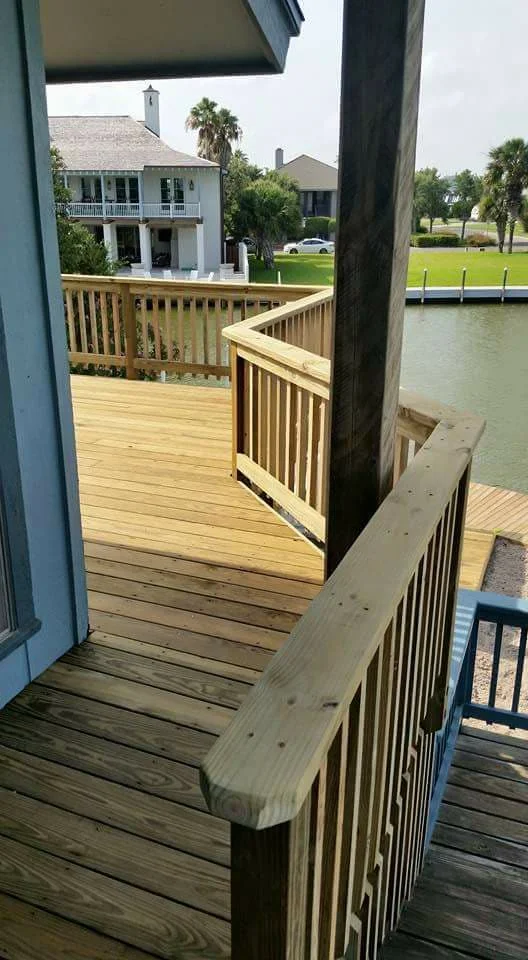 New Custom Handrail and Upper Deck