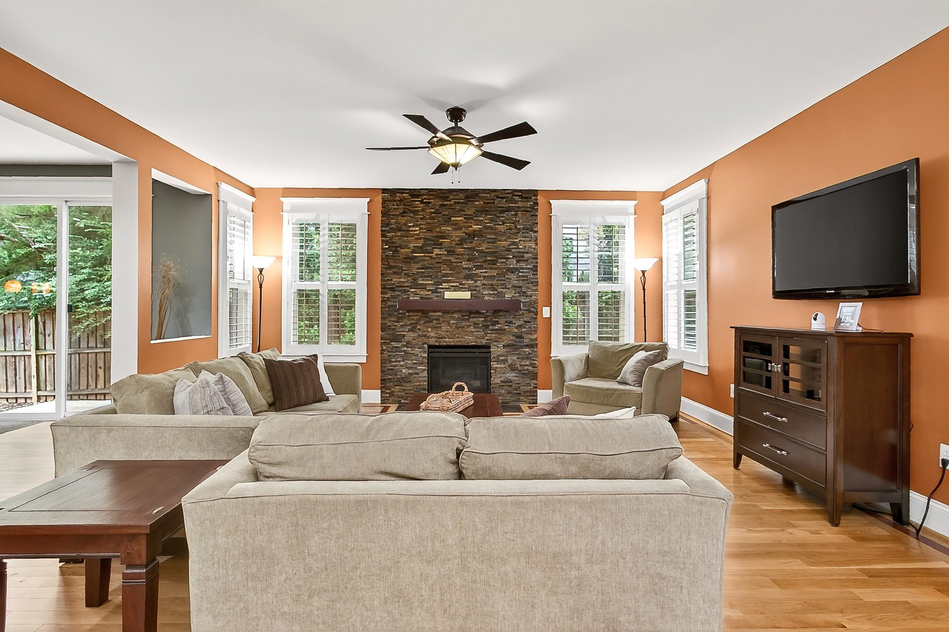 11 - Oak Haven Dr.jpg
