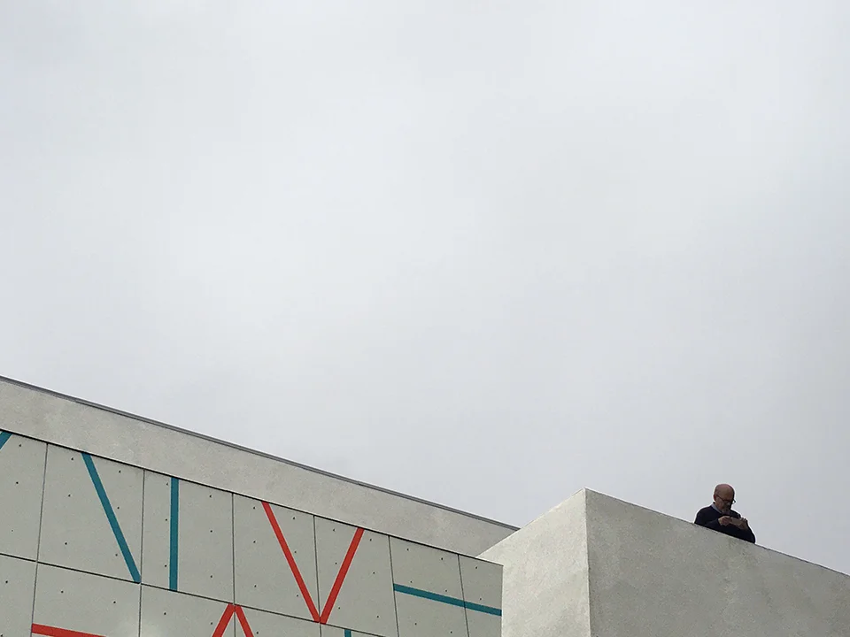 713/721 Venice Boulevard , Venice, CA, collaboration with artist Nancy Monk and architect David Reddy of R&D Architects