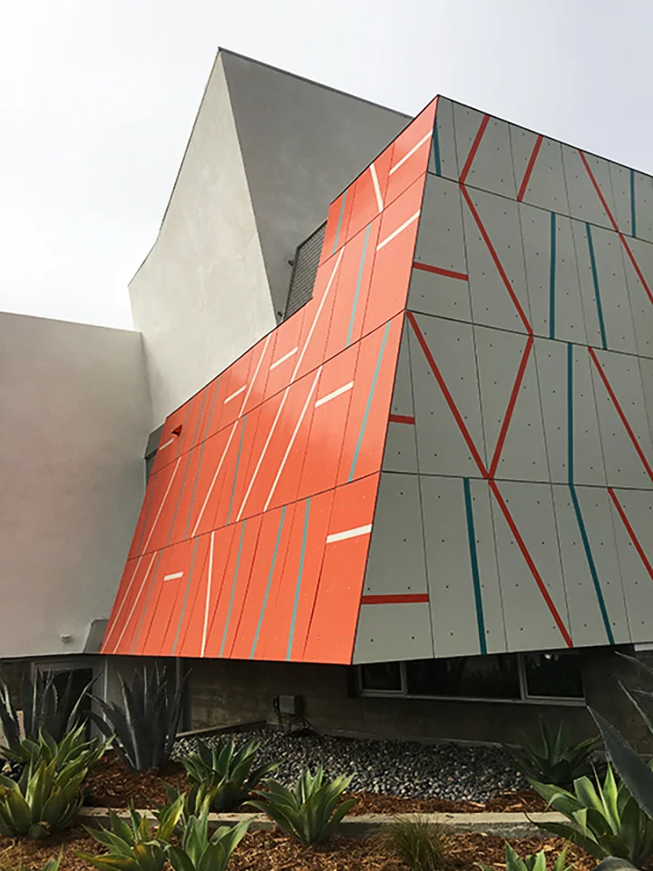 713/721 Venice Boulevard , Venice, CA, collaboration with artist Nancy Monk and architect David Reddy of R&D Architects