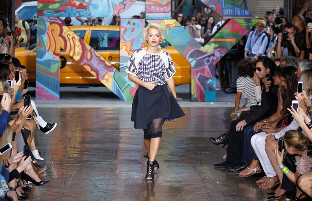 GRAFFITIUSA_DKNY4_FRANK151.jpg