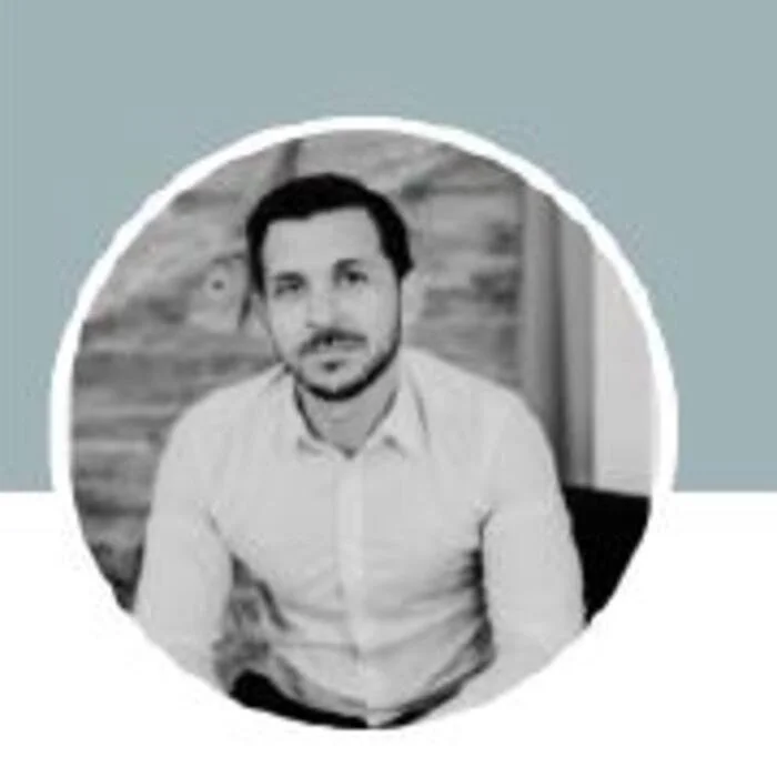 Oliver Vieira · Economist &amp; Hospitality Business Leader