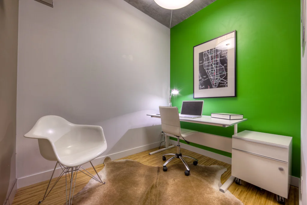 Insider Tips: DIY Staging
