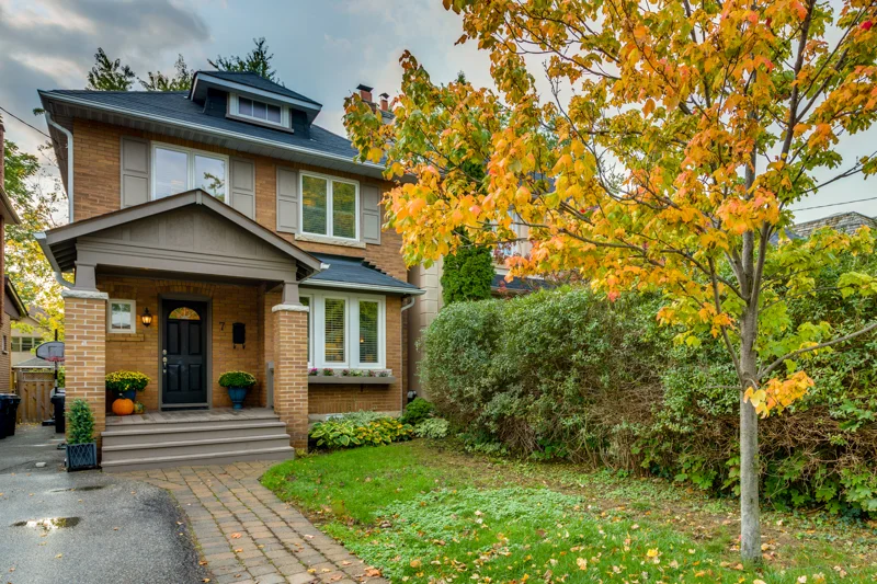 Home Staging: Can Modern and Traditional Work Together?