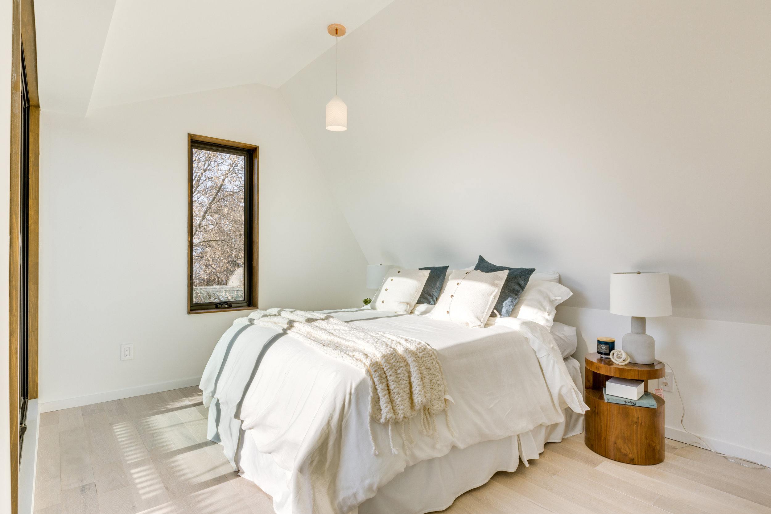 Bedroom - Toronto Home Staging