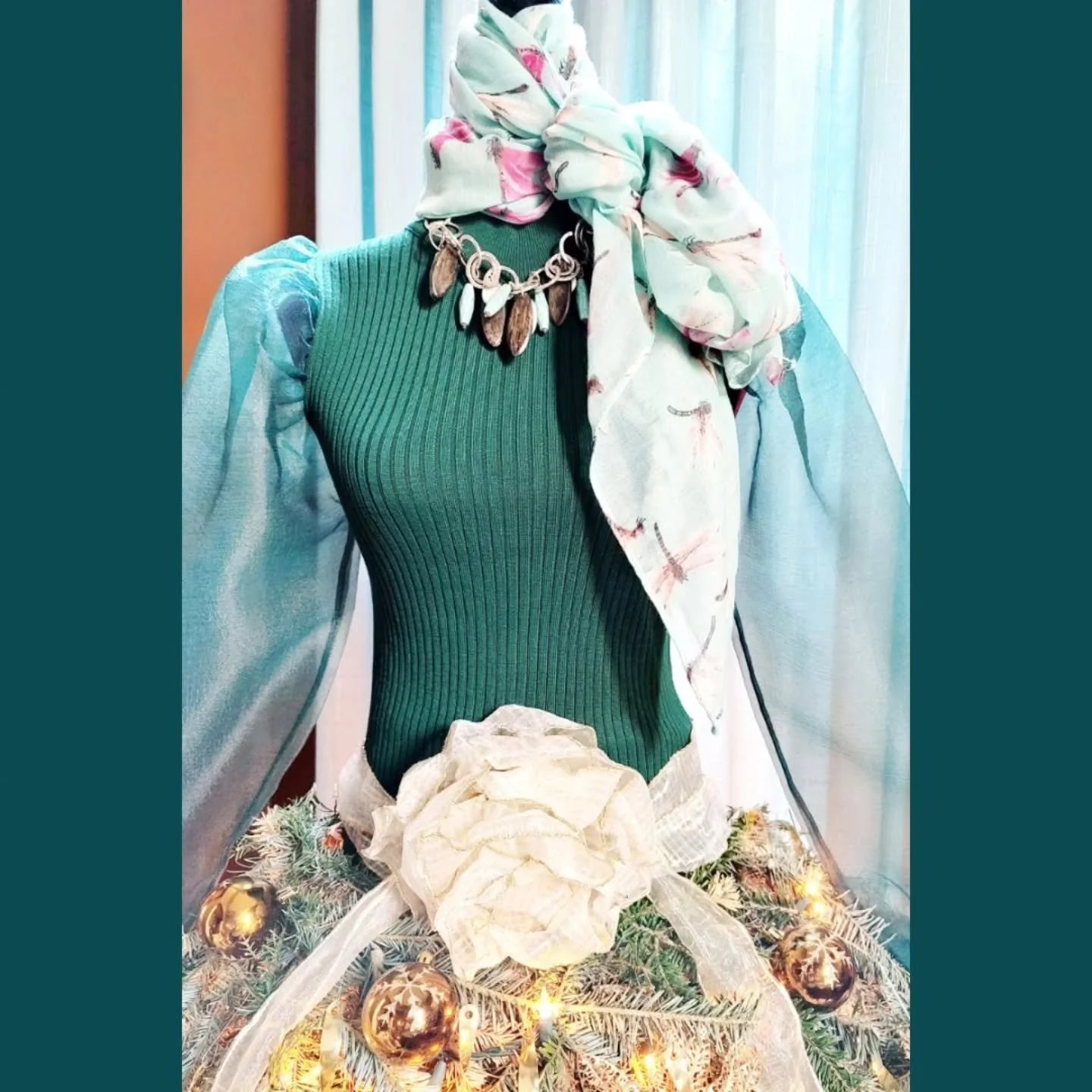 'Tis The Season: There is nothing like a chilly evening when the interior atmosphere becomes warm and cozy, offering a chance to embrace the enchanting spirit of the season.

It's the perfect time to capture the season with a dazzling Christmas tree-